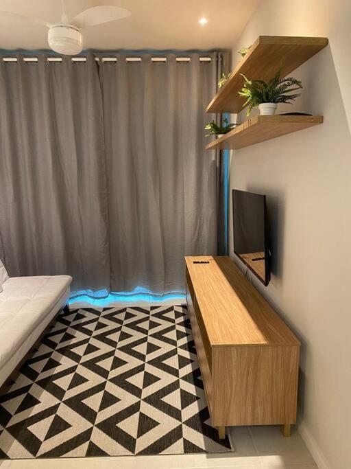 Apartment Novo E Charmoso A Uma Quadra Da Do *